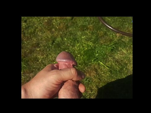 ❤️ Hottie se deja follar el coño rosa y se corre con un chorro en un jardín de verano Video de porno en es.redpornpictures.ru ❌️
