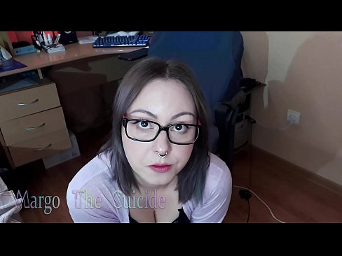 ❤️ Chica sexy con gafas chupa consolador profundamente en la cámara Video de porno en es.redpornpictures.ru ❌️